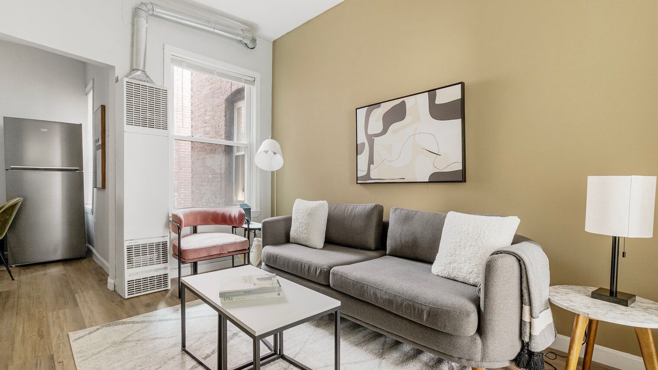 Photo of Livingroom in North End