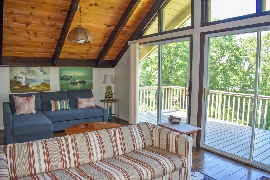 Photo of Livingroom in Dennis