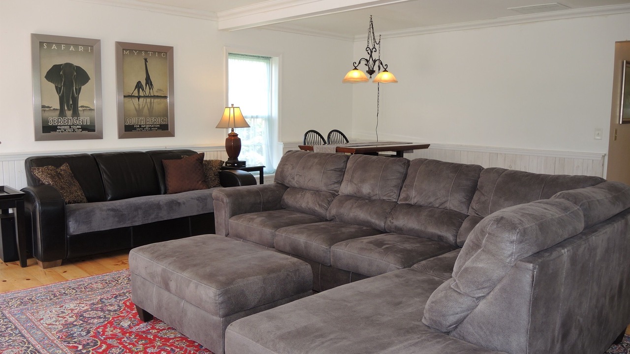 Photo of Livingroom in Cooperstown