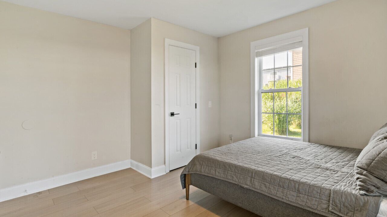 Photo of Bedroom in Eastward Look