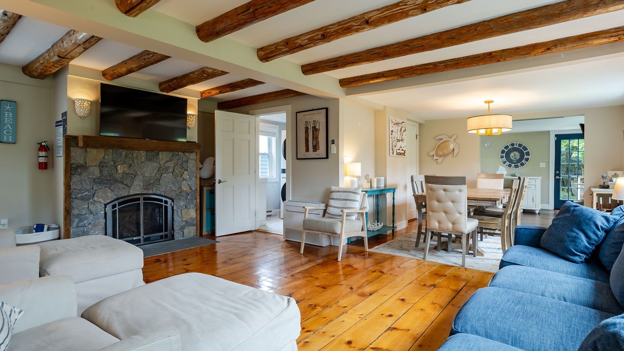 Photo of Livingroom in Kennebunk