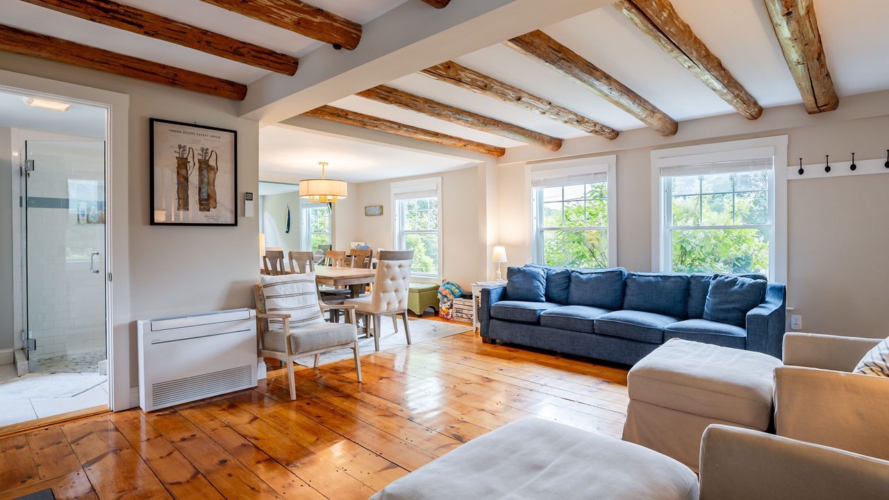 Photo of Livingroom in Kennebunk