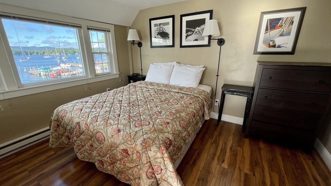 Photo of Bedroom in Wolfeboro