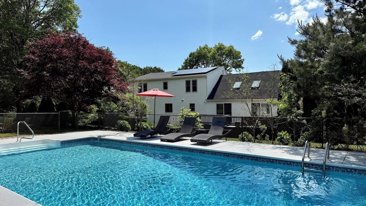 Photo of Outdoor in Waquoit Village