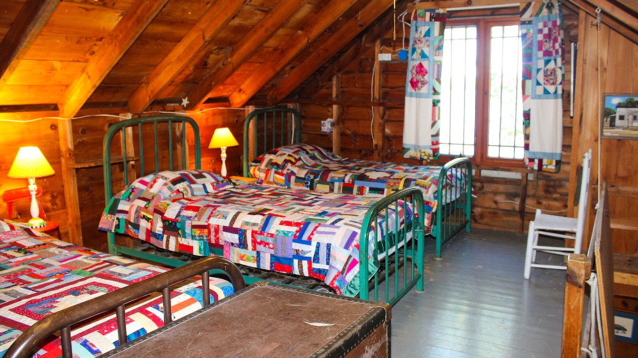 Photo of Bedroom in Moultonborough