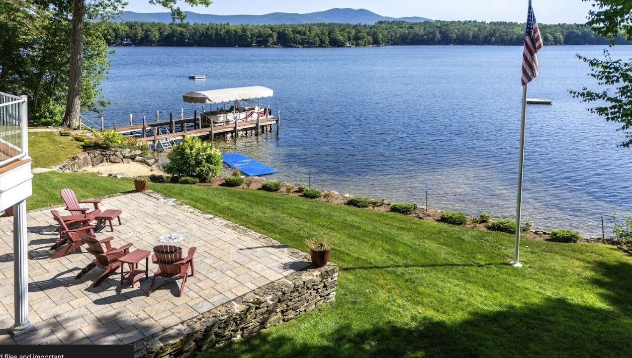 Photo of Patio Balcony in Moultonborough