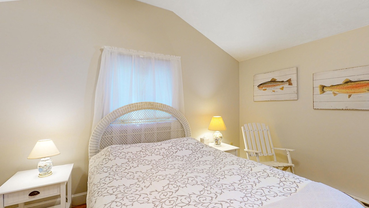Photo of Bedroom in Moultonborough
