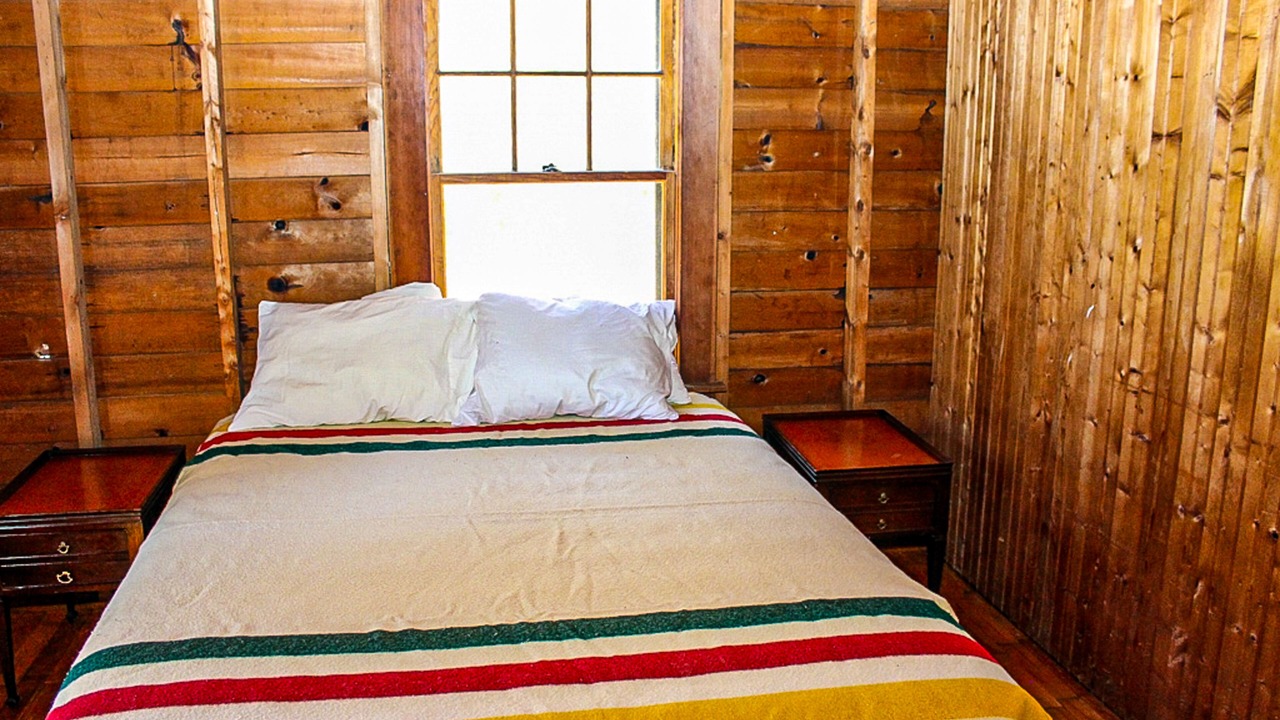 Photo of Bedroom in Moultonborough