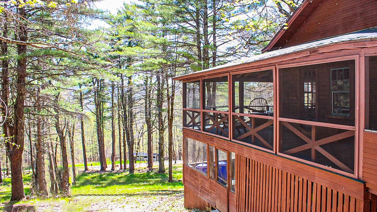 Photo of Patio Balcony in Moultonborough