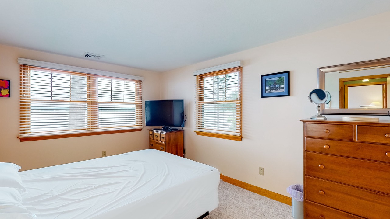 Photo of Bedroom in Alton Bay