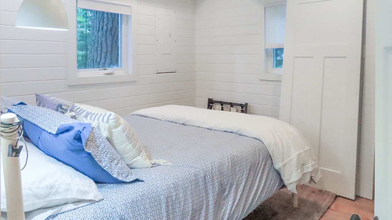 Photo of Bedroom in Moultonborough