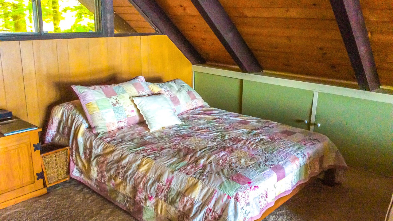 Photo of Bedroom in Meredith