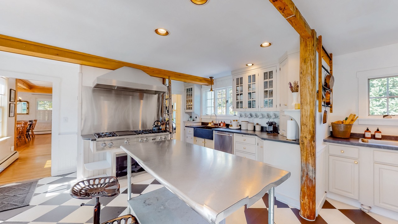 Photo of Kitchen in Mid-Coast and Islands