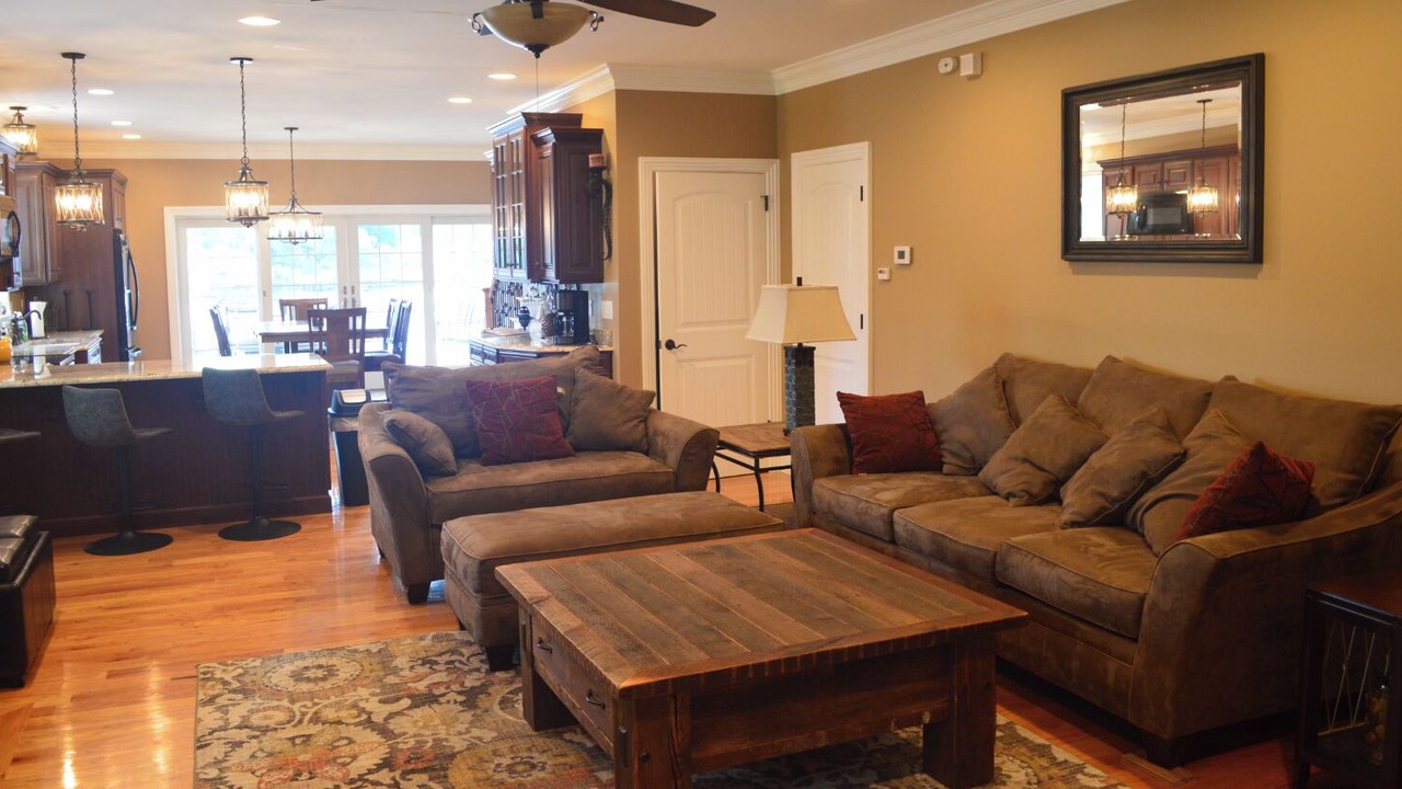 Photo of Livingroom in Alton Bay