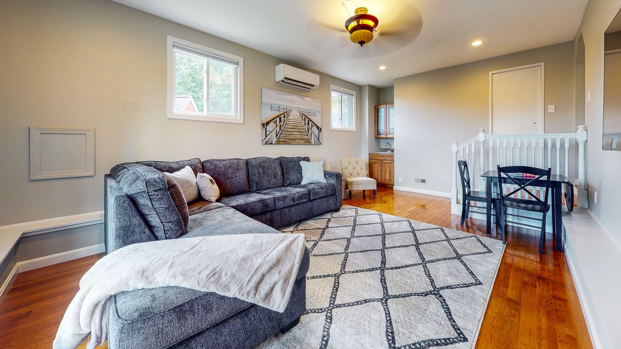 Photo of Livingroom in Gilford