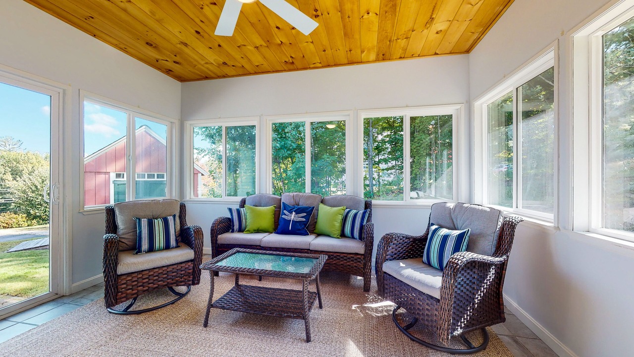 Photo of Livingroom in Gilford