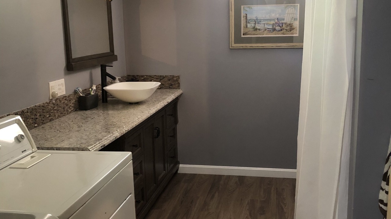 Photo of Bathroom in Freedom