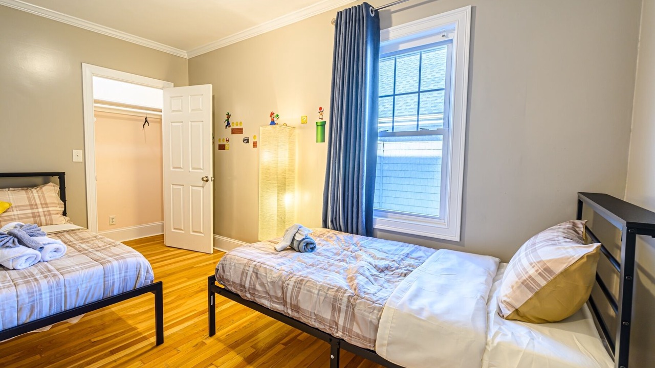 Photo of Bedroom in Ashmont