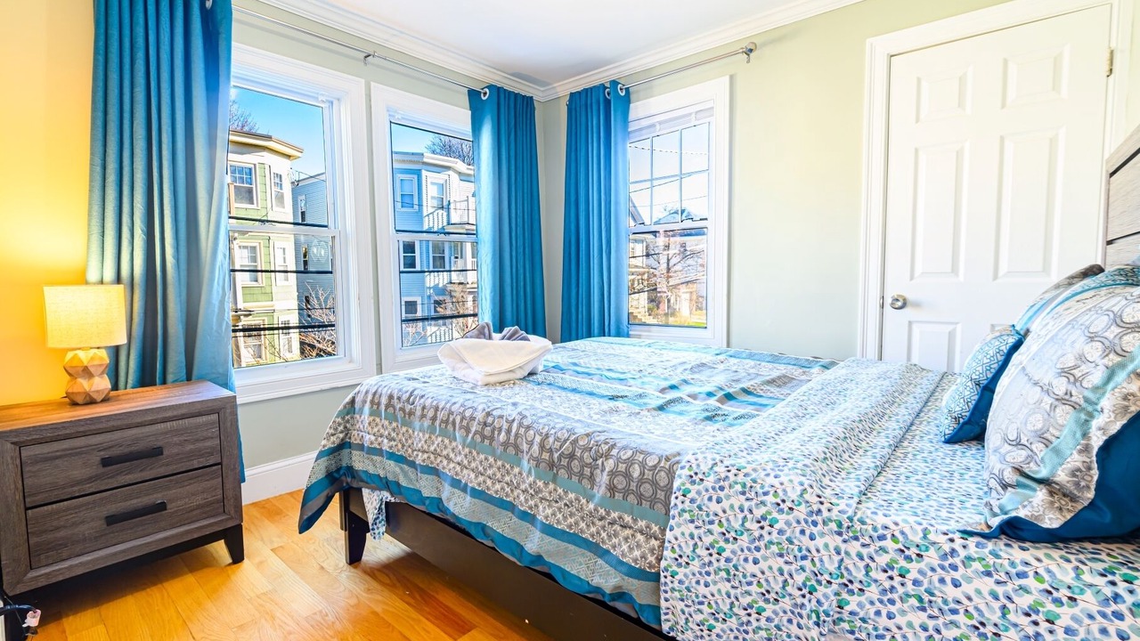 Photo of Bedroom in Ashmont
