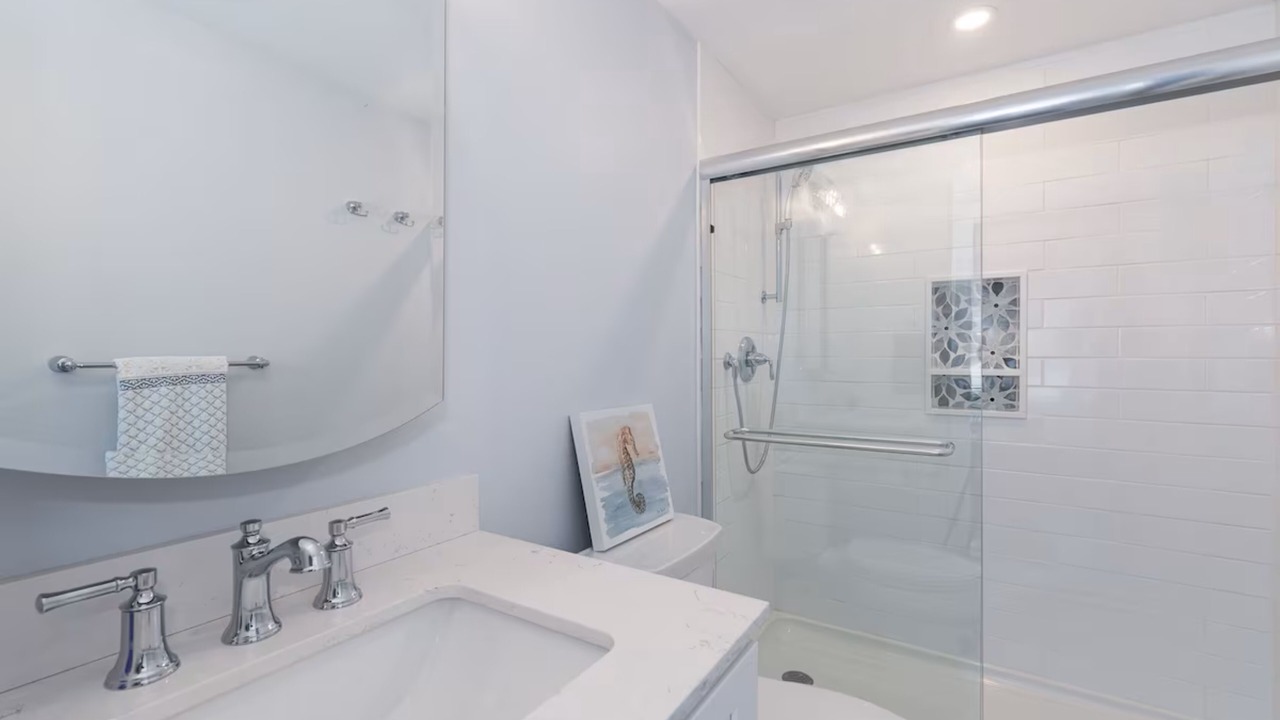 Photo of Bathroom in Mews Village