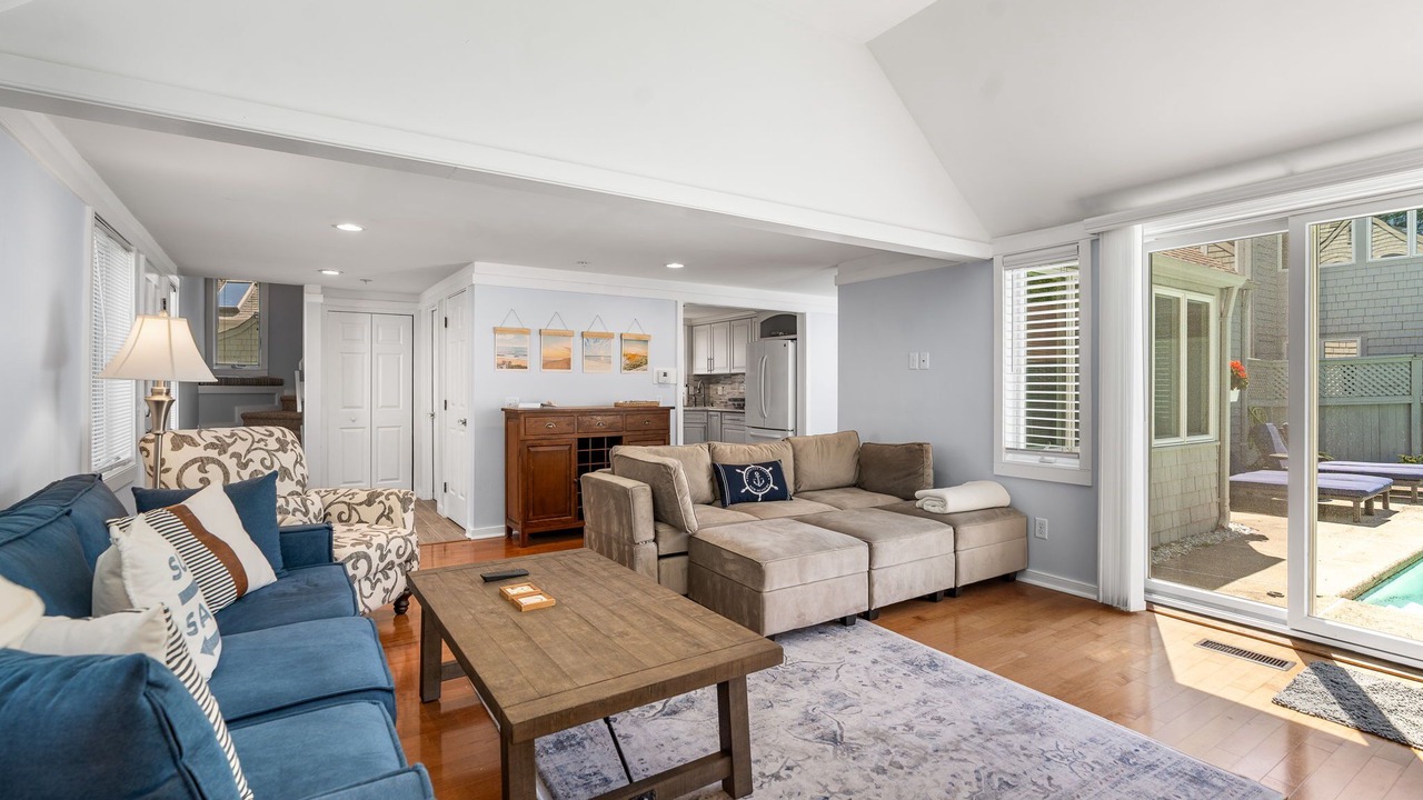 Photo of Livingroom in Mews Village