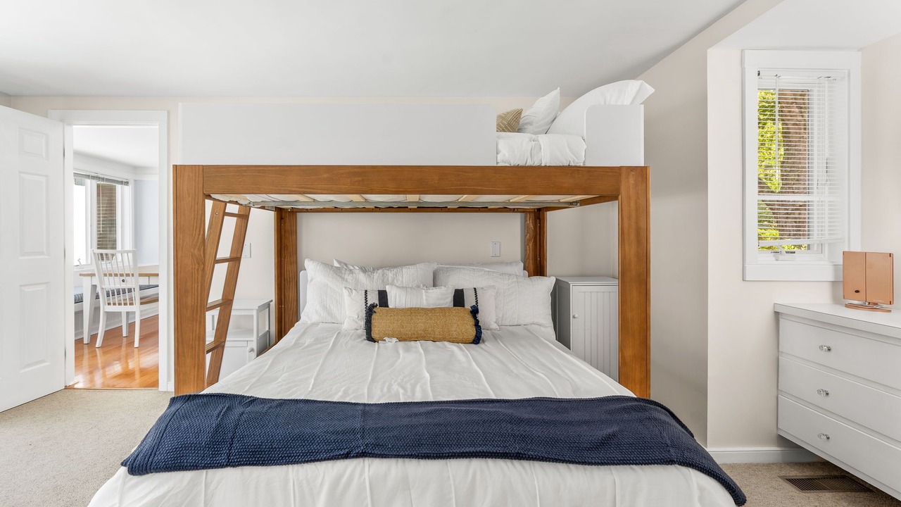Photo of Bedroom in Mews Village