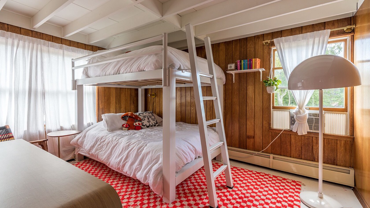 Photo of Bedroom in Barnegat Light