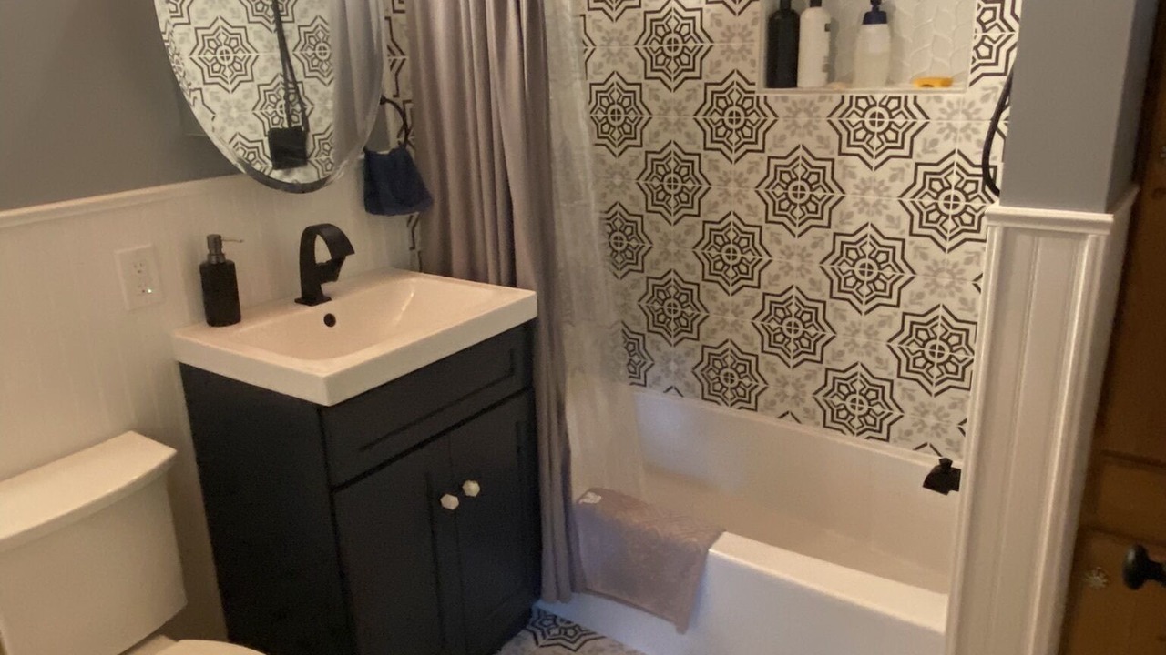 Photo of Bathroom in Sandwich