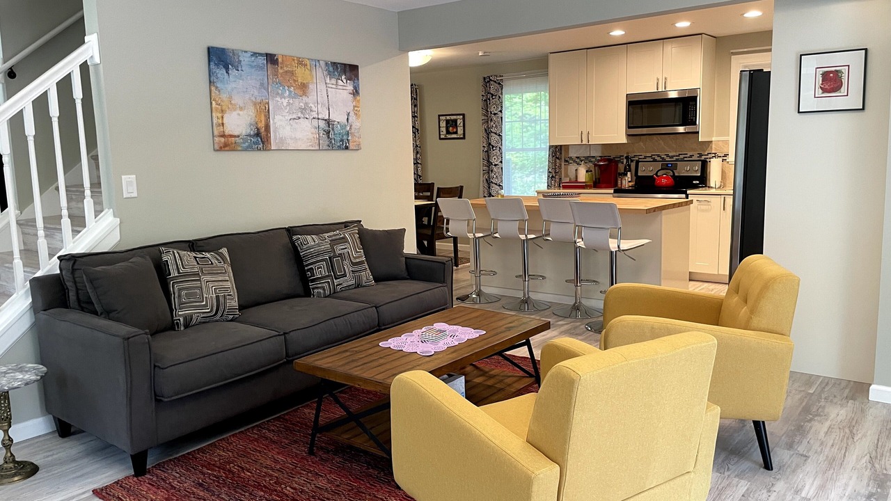 Photo of Livingroom in York Harbor