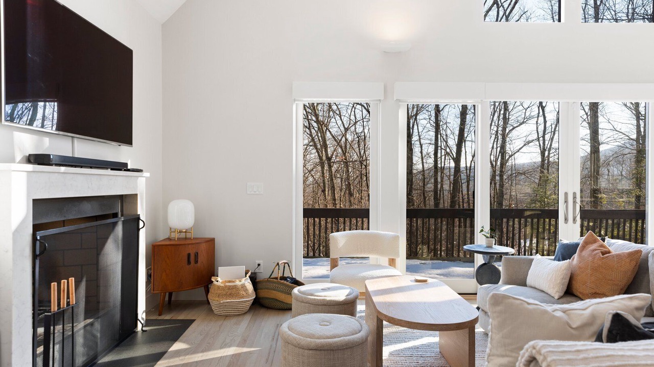 Photo of Livingroom in Salisbury