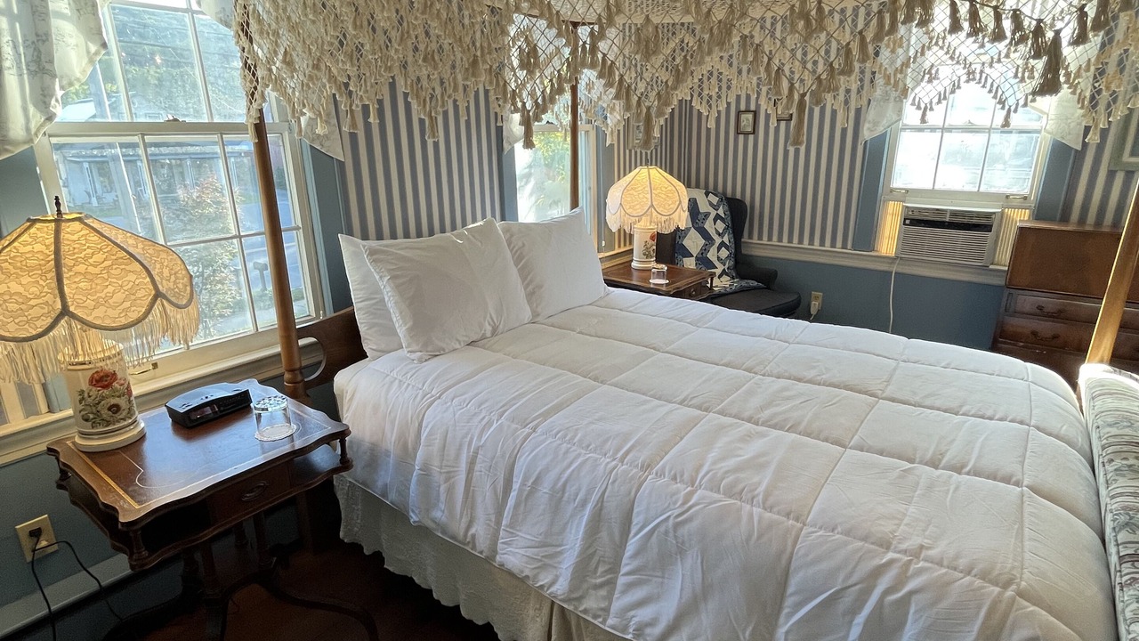Photo of Bedroom in Chester Depot