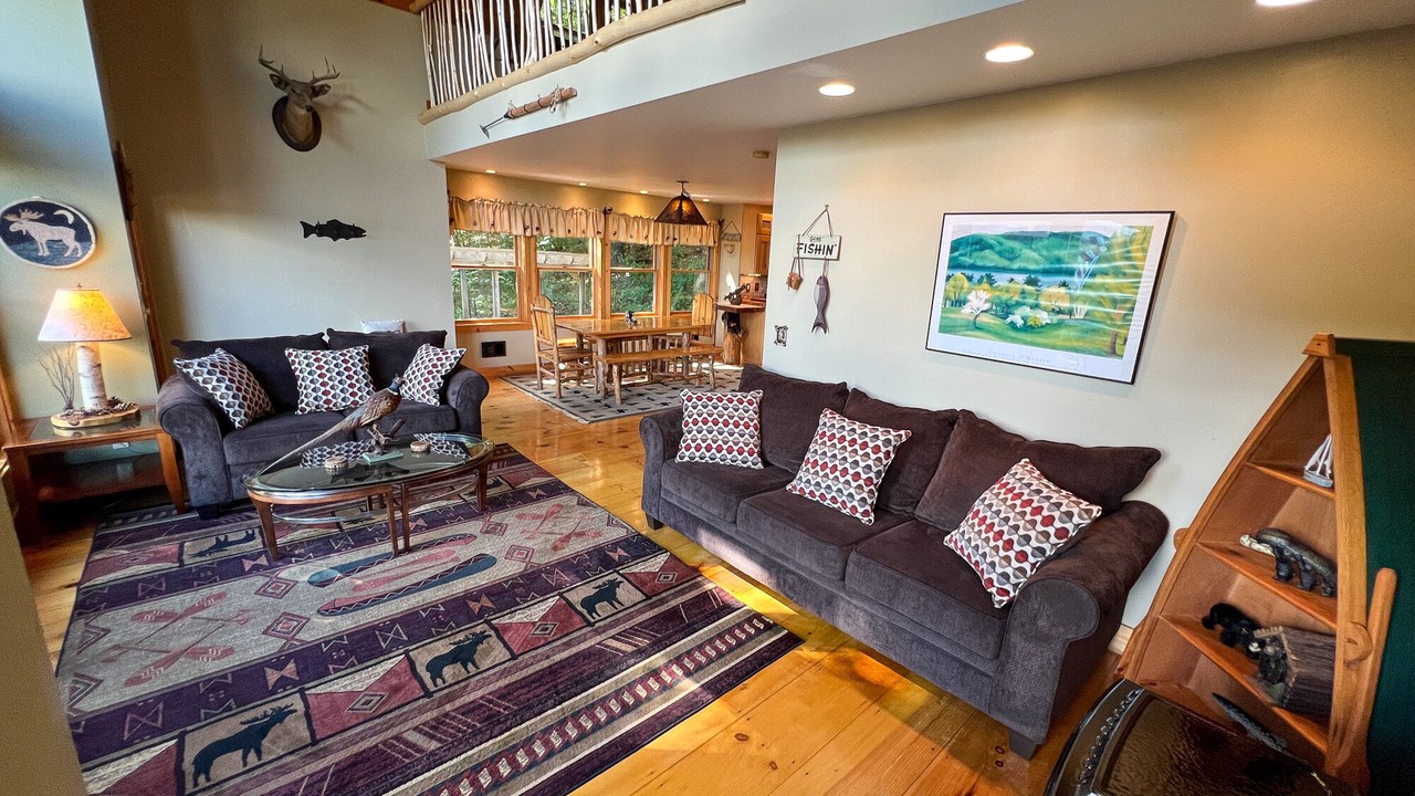 Photo of Livingroom in Bolton Landing
