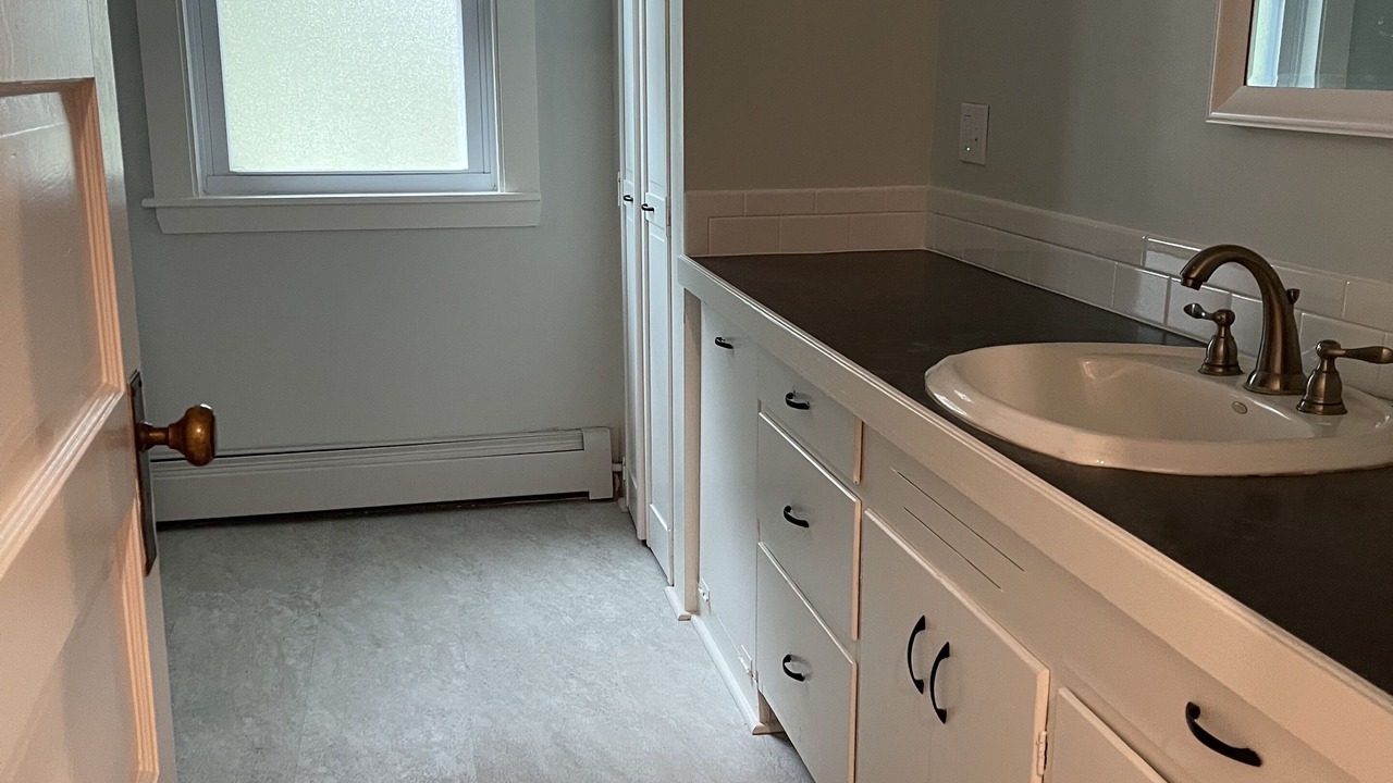 Photo of Bathroom in North Hampton