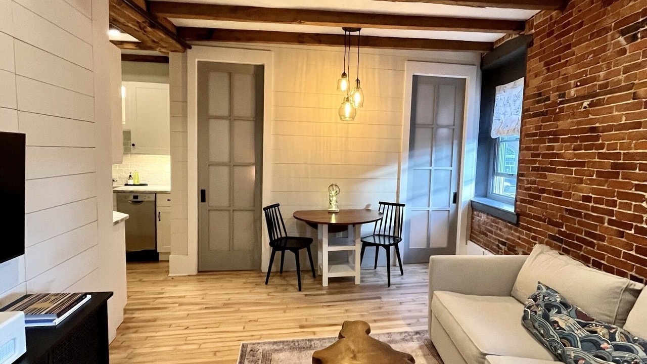 Photo of Livingroom in Portsmouth