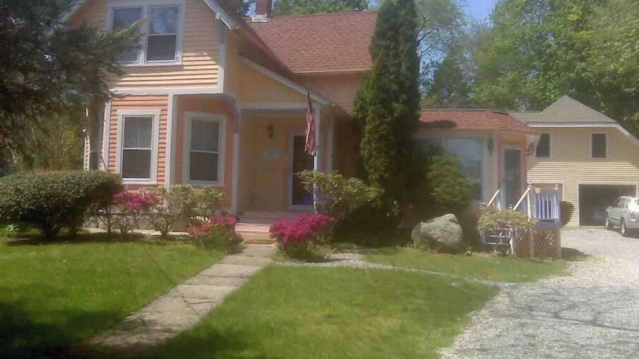 Photo of Others in West Mystic