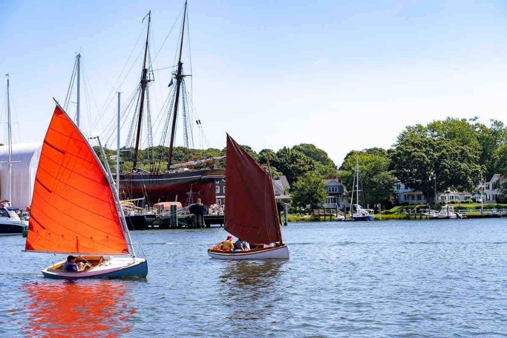 Photo of Others in West Mystic