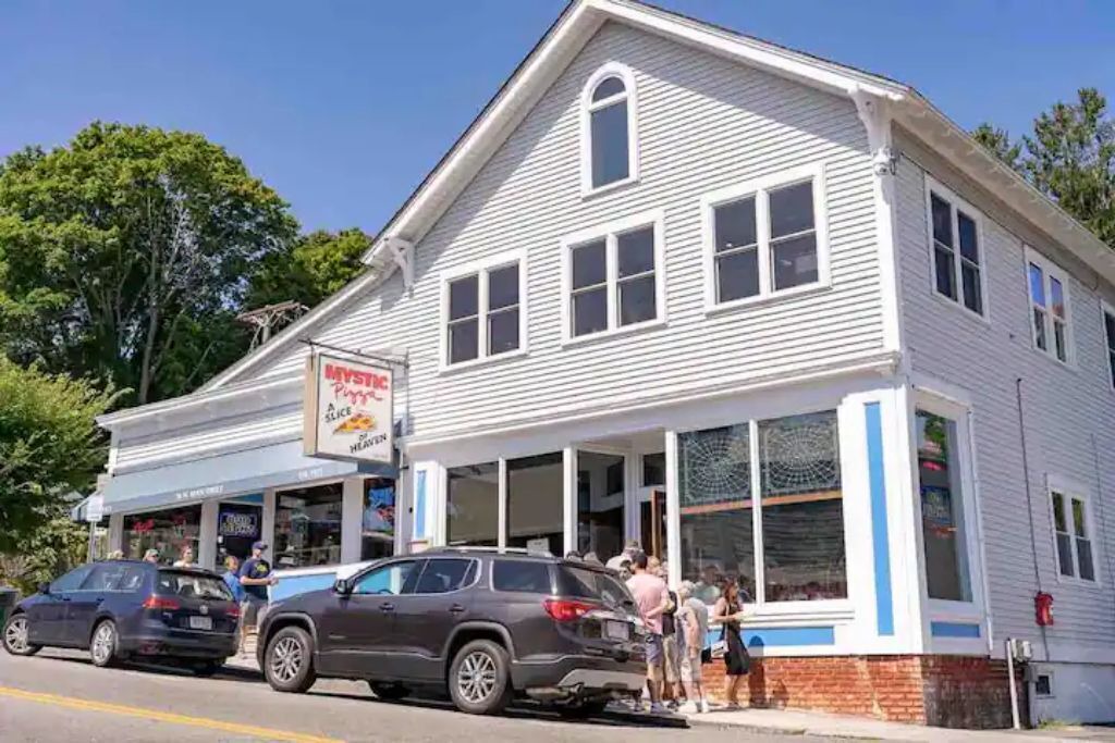 Photo of Others in West Mystic