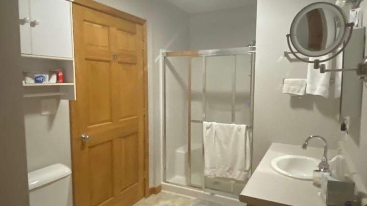 Photo of Bathroom in East Wakefield