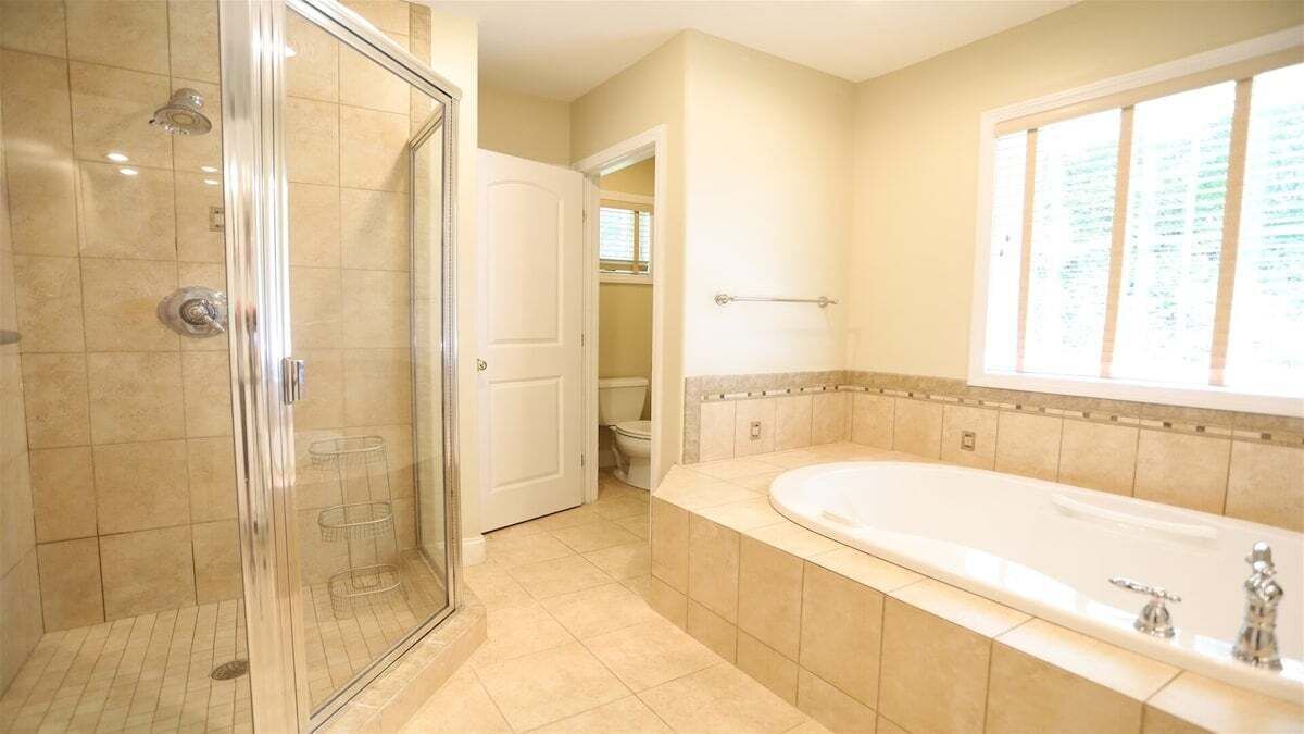 Photo of Bathroom in Campton