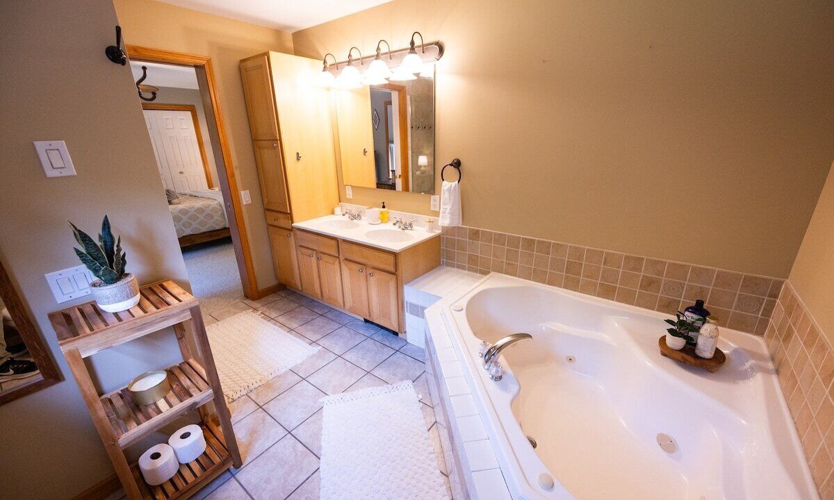 Photo of Bathroom in Lake George