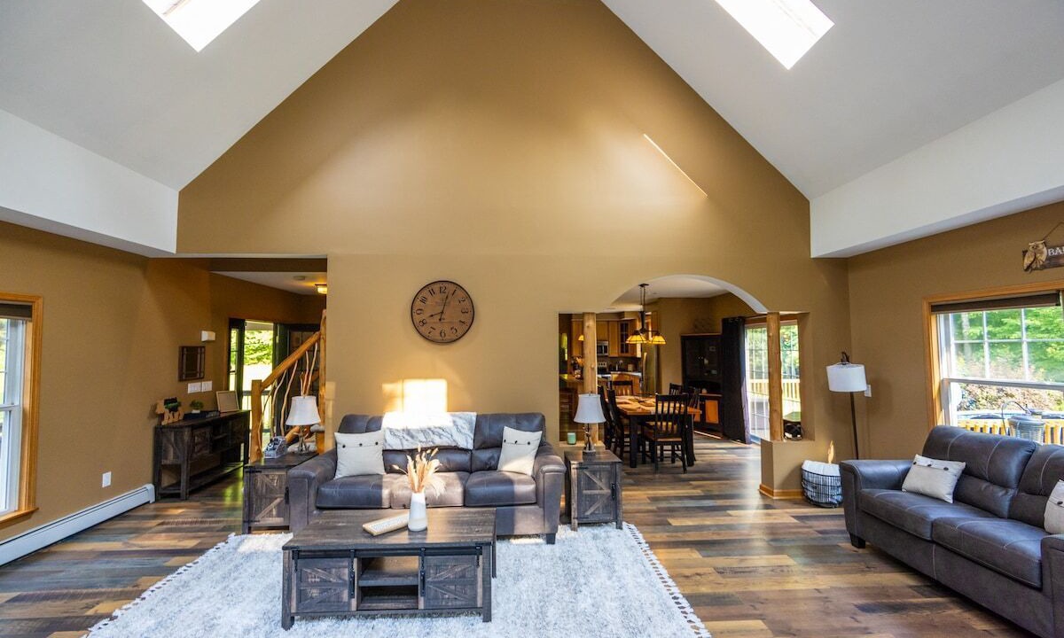 Photo of Livingroom in Lake George