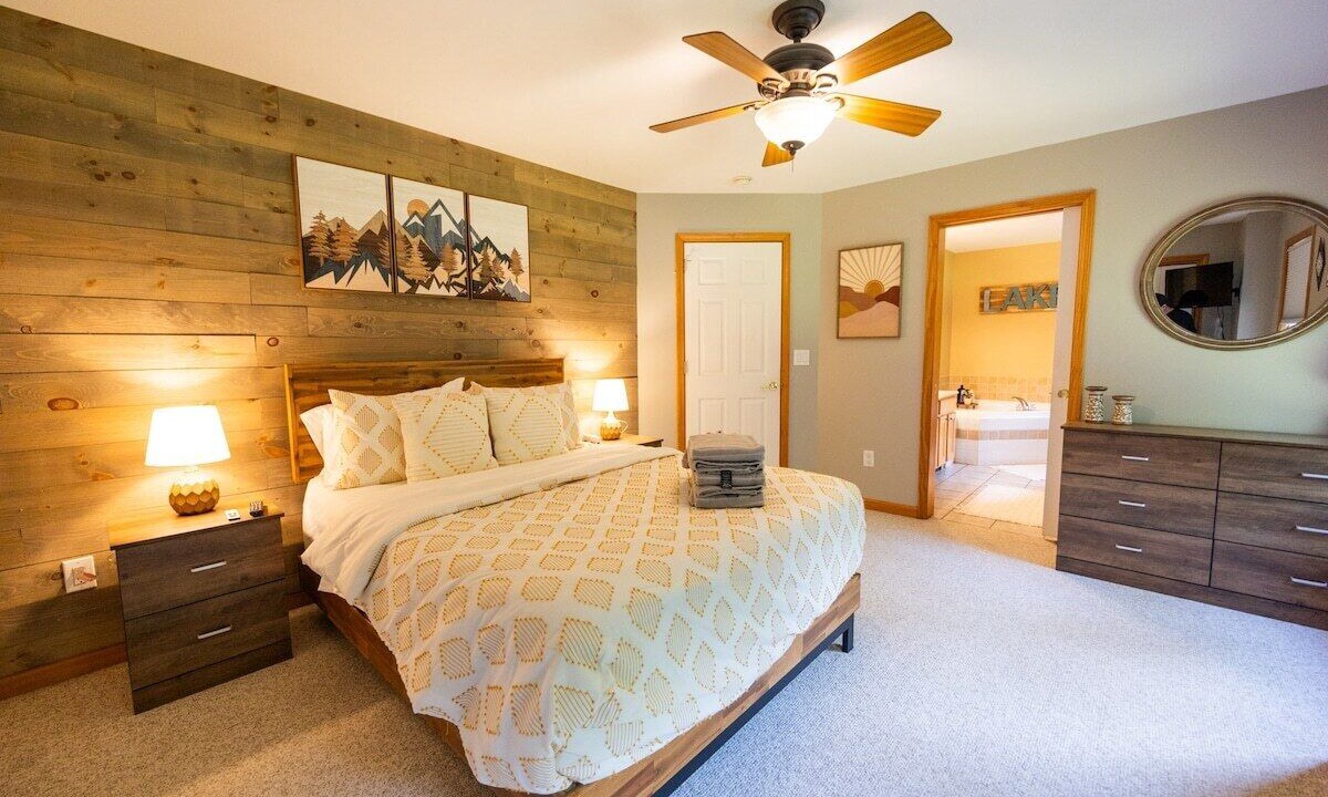 Photo of Bedroom in Lake George