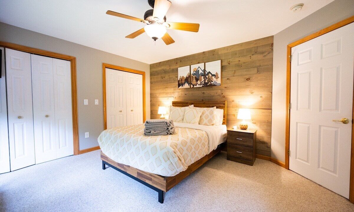 Photo of Bedroom in Lake George