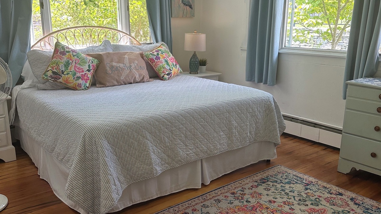 Photo of Bedroom in Niantic