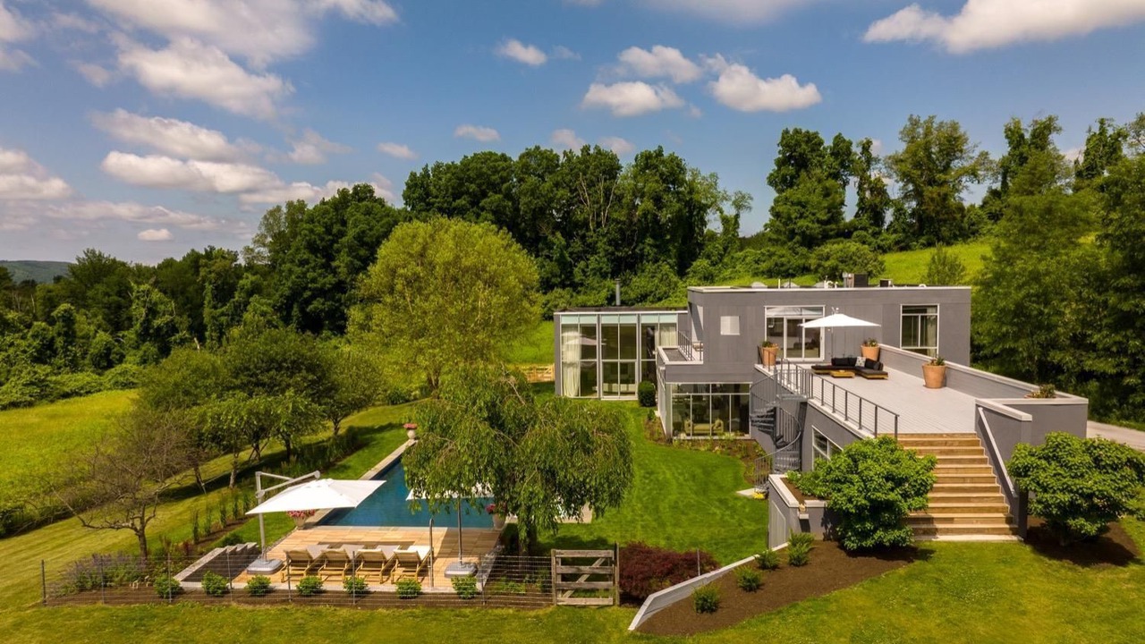 Photo of Outdoor in Hillsdale