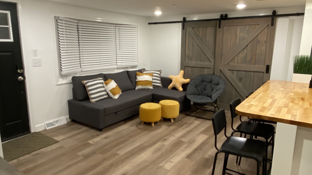 Photo of Livingroom in South Yarmouth