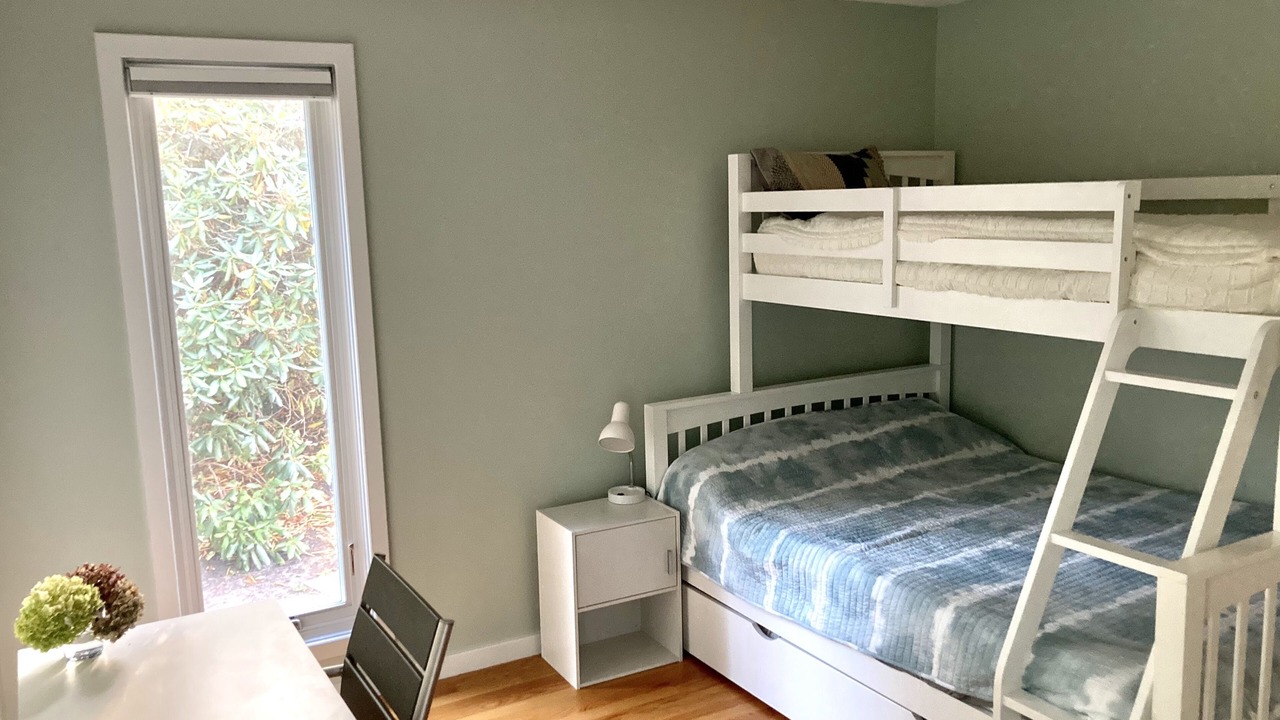Photo of Bedroom in Summersea
