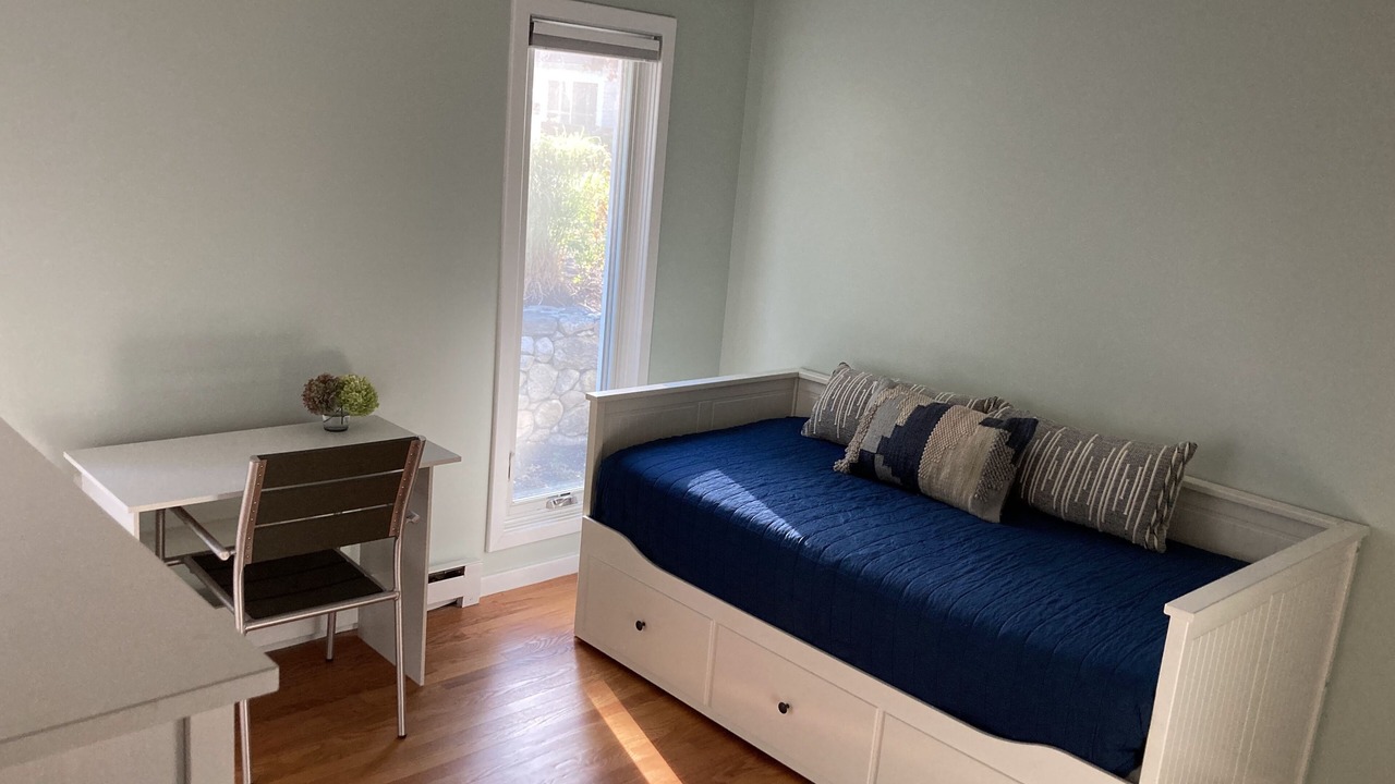 Photo of Bedroom in Summersea