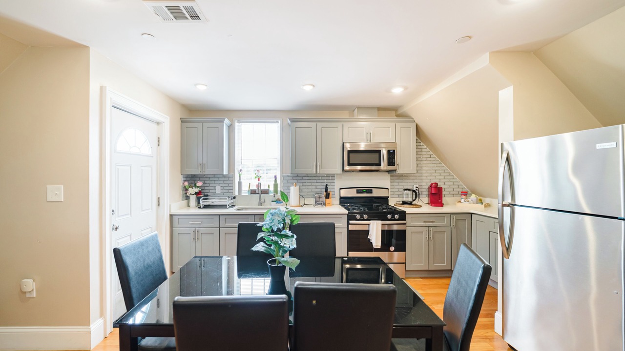 Photo of Kitchen in Dudley - Brunswick King