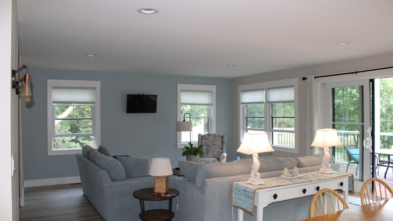 Photo of Livingroom in Mattapoisett Center